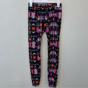 Athleta Freedom Sonar Tight Multi Color Mid Rise 7/8